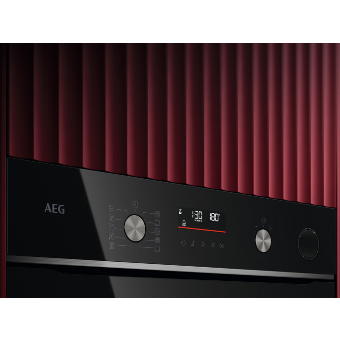 AEG GR6PB52FSB 59.6cm Built In Electric Oven Gloss Black