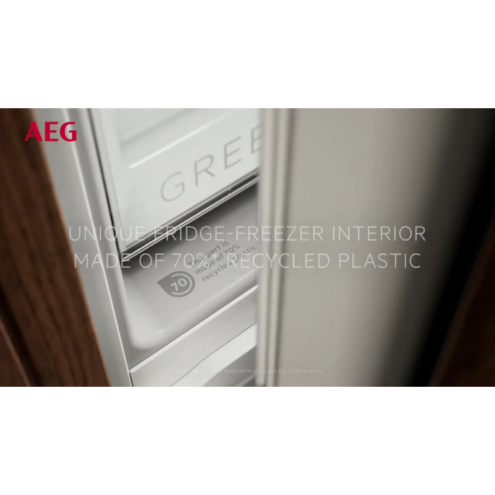 AEG NSC7T185ES 54.6cm Frost Free Fridge Freezer