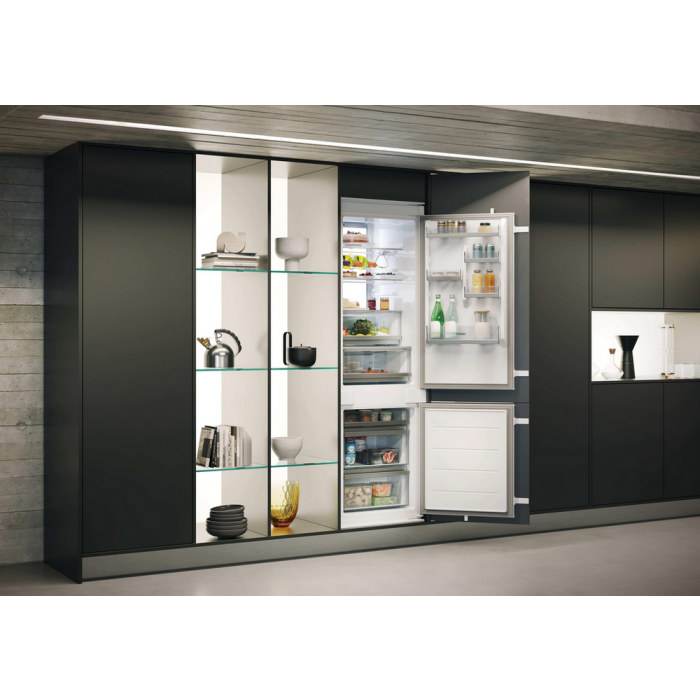 Haier HBW7518CTK Built In 70/30 Fridge Freezer
