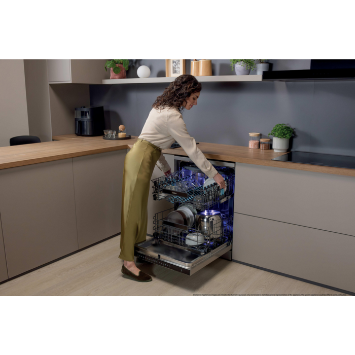 Haier XF 6B2M3BX-80 Silver Dishwasher 16 Settings