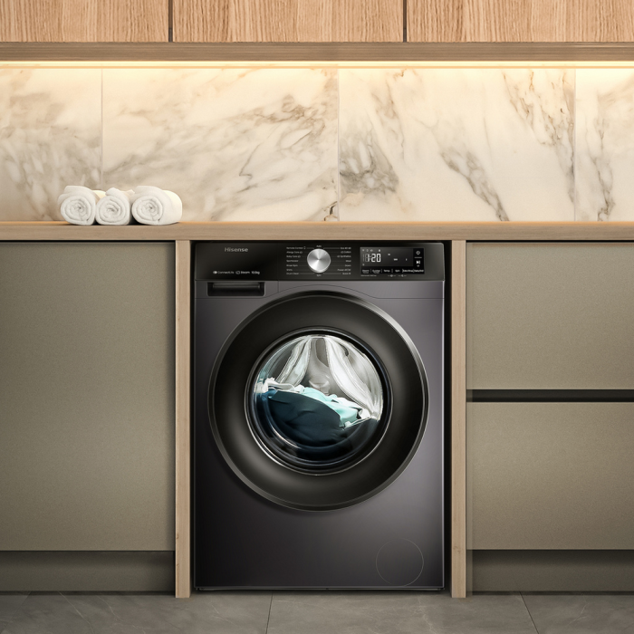 Hisense WF3S1043BB3 10.5kg 1400 Spin Steam Wash Black