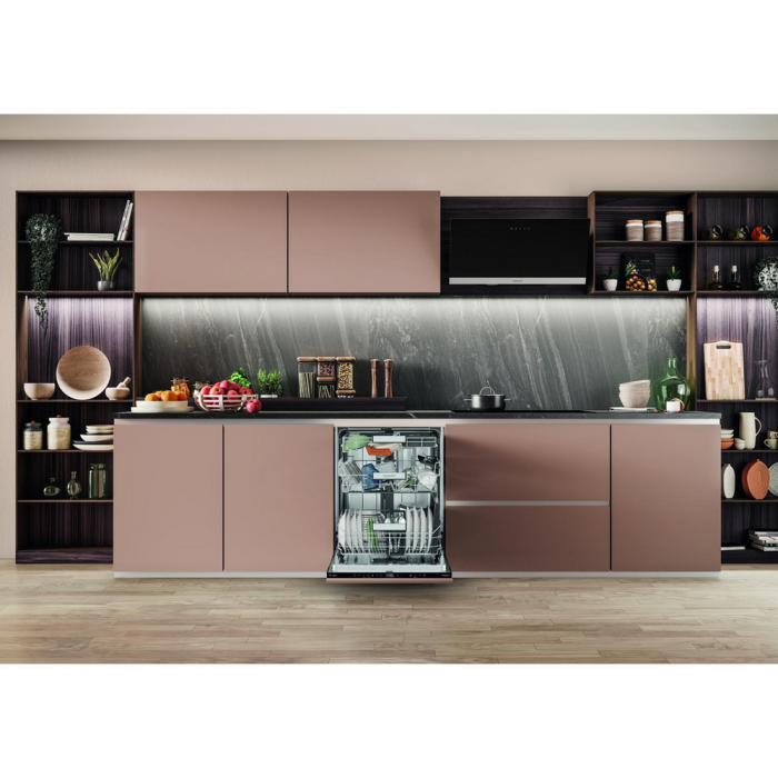 Hotpoint H8IB15M4TS Integrated Dishwasher 15 Place Settings