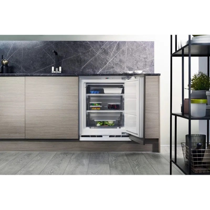 Hotpoint HZA1UK1 59.6cm Built In Static Undercounter Freezer - White