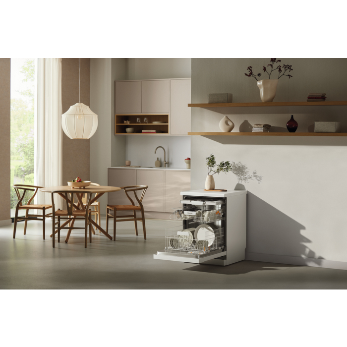 Miele G 5611 SC Dishwasher in Brilliant White, 14 Settings