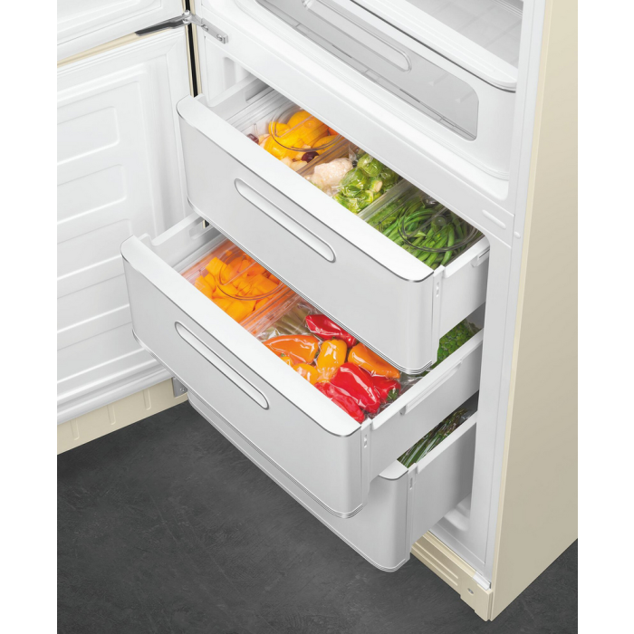 Smeg FAB32LCR6UK 60.1cm Cream Fridge Freezer