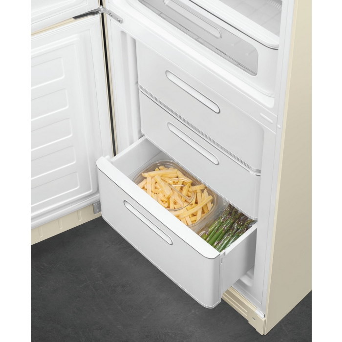 Smeg FAB32LCR6UK 60.1cm Cream Fridge Freezer